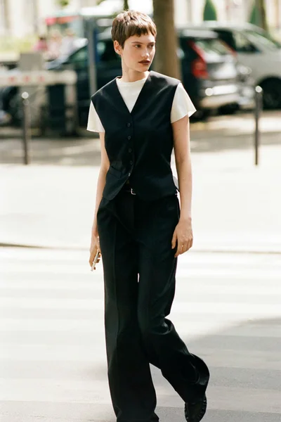 Look 30